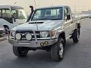 تويوتا لاند كروزر بيك آب diesel 4.5 liter ,right hand drive 2017 model V8 only for export available