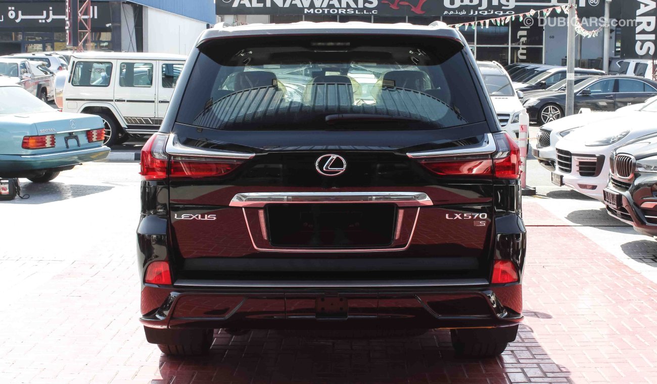 Lexus LX570 S