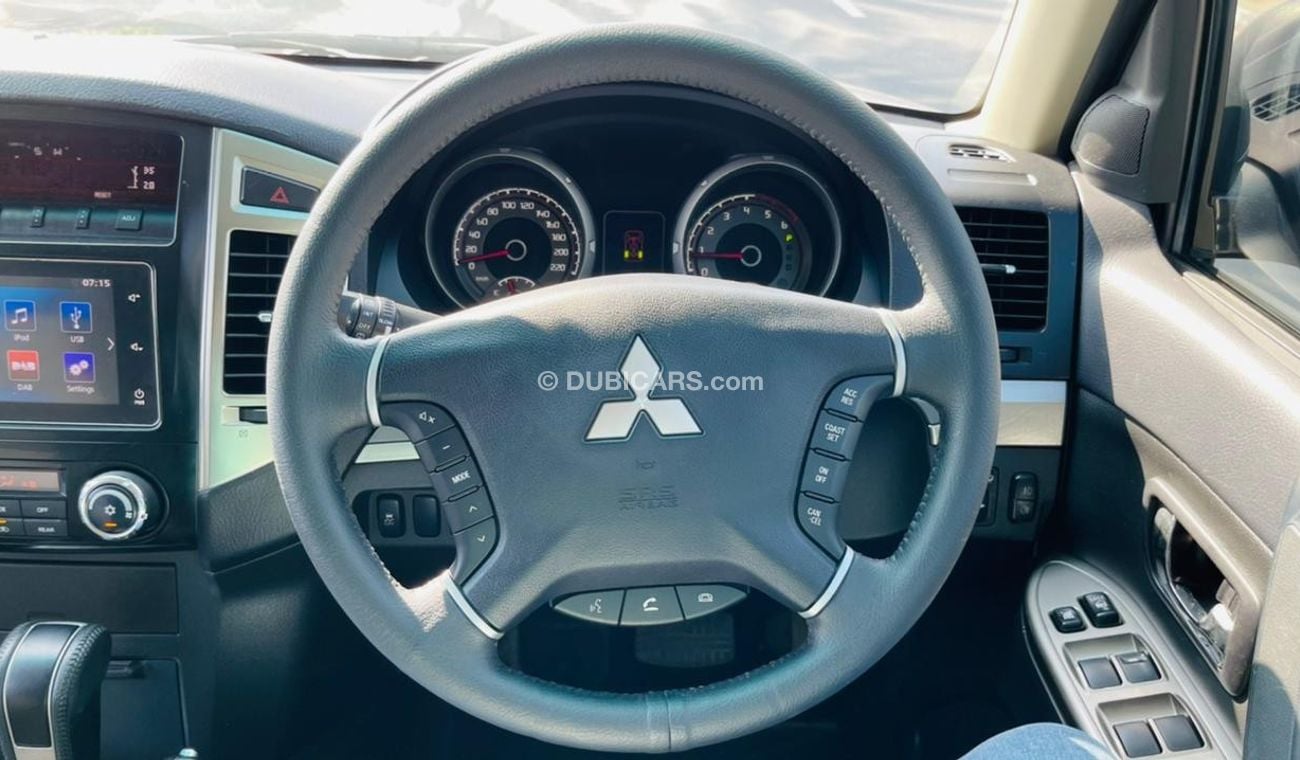 ميتسوبيشي باجيرو 2019 3.2CC, V8/V9, Diesel, [Right-Hand Drive], 7 Seats, 4X4, Automatic, Premium Condition.