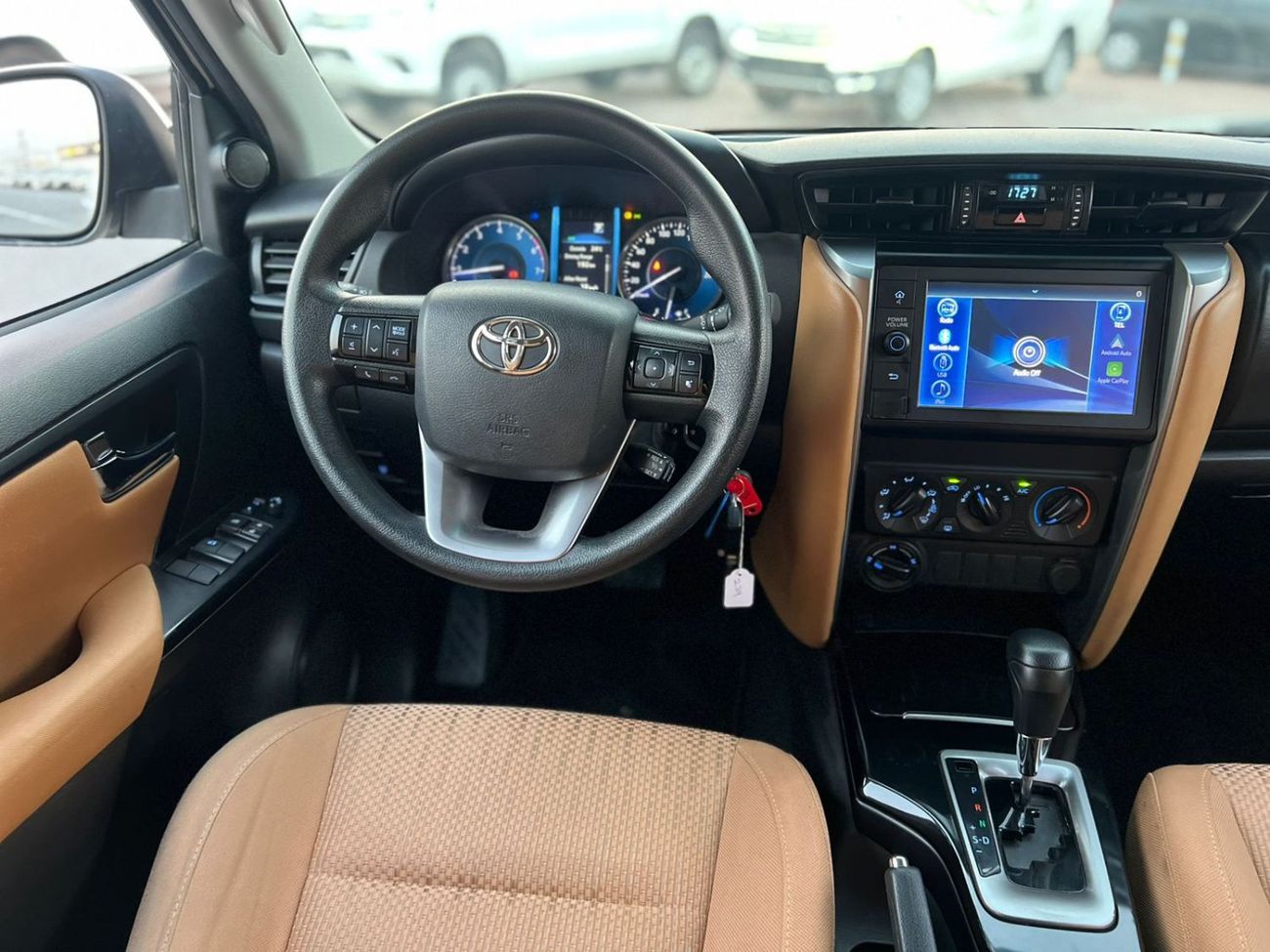 تويوتا فورتونر 2022  Toyota Fortuner EXR 2.7L (160 HP)V4 -AWD 4x4 - GCC Rear Sensor - Cruise Control