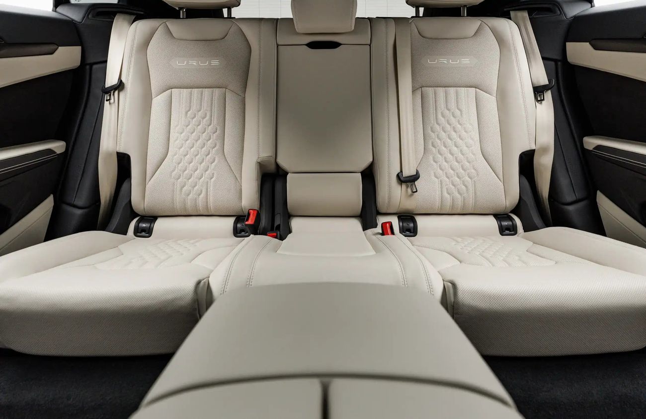 لامبورغيني اوروس 4.0L V8 Twin-Turbocharged Engine