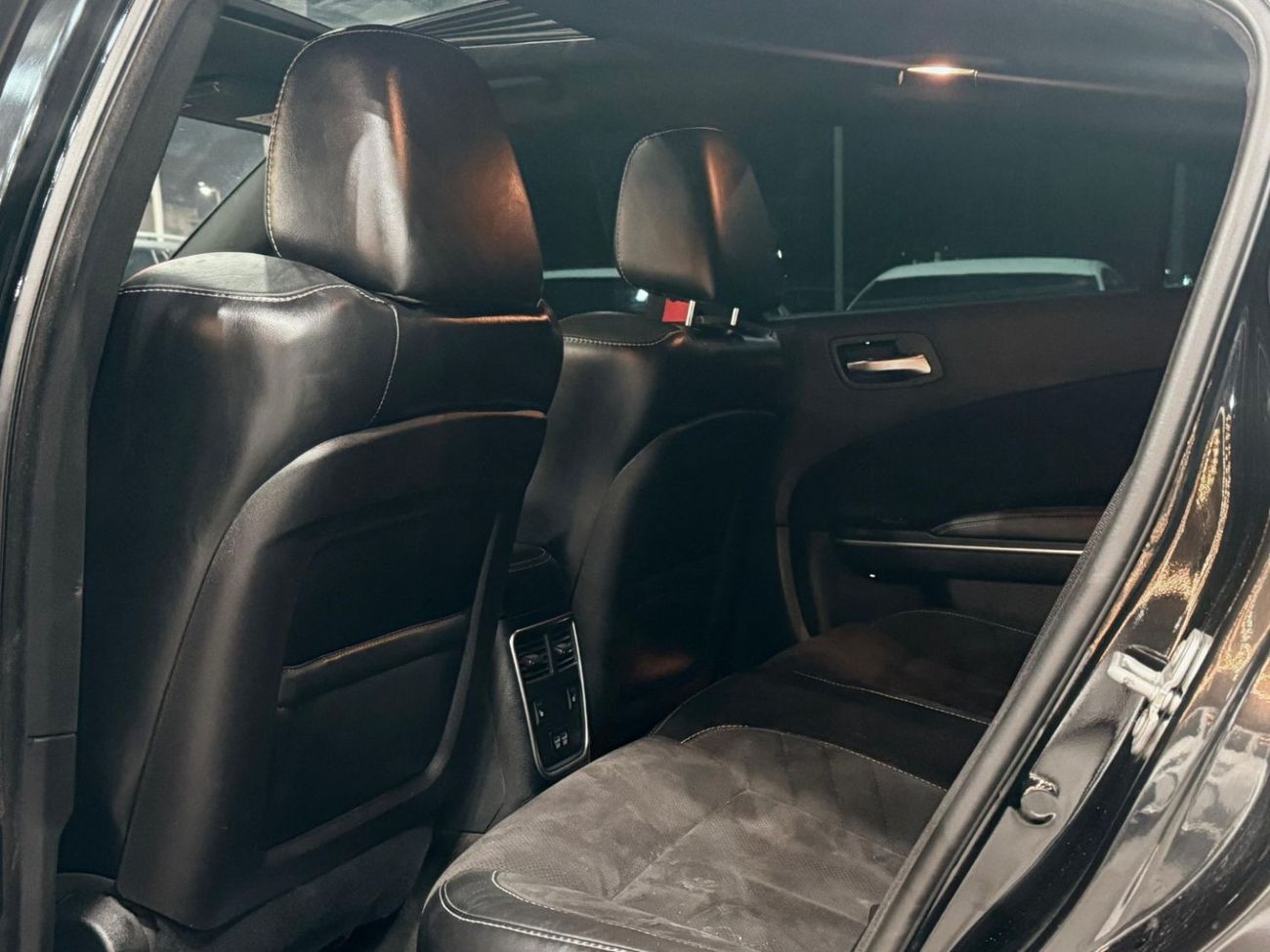 Dodge Charger SRT 392 6.4L (717 HP)