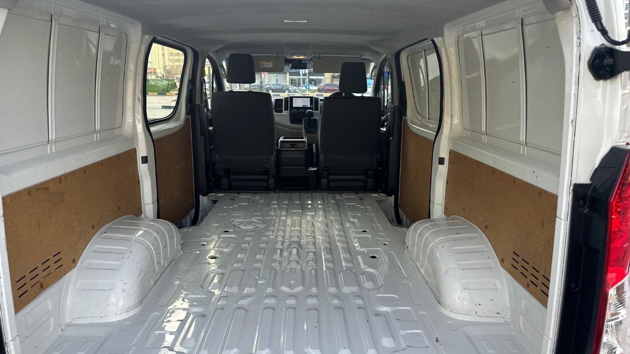 Toyota Hiace VAN LWB
