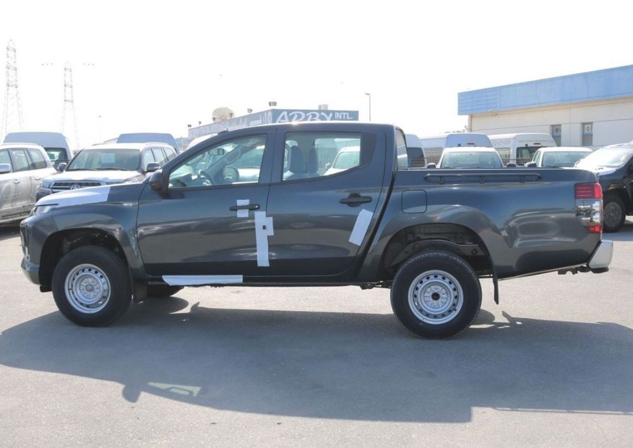 ميتسوبيشي L200 DIESEL - 2.5L -  DOUBLE CABIN - 4X4 - 5MT - POWER LOCKS AND POWER WINDOWS - EXPORT ONLY