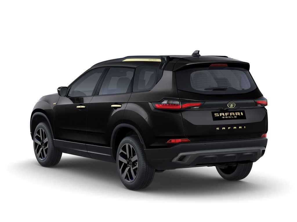 Tata Safari exterior - Rear Right Angled