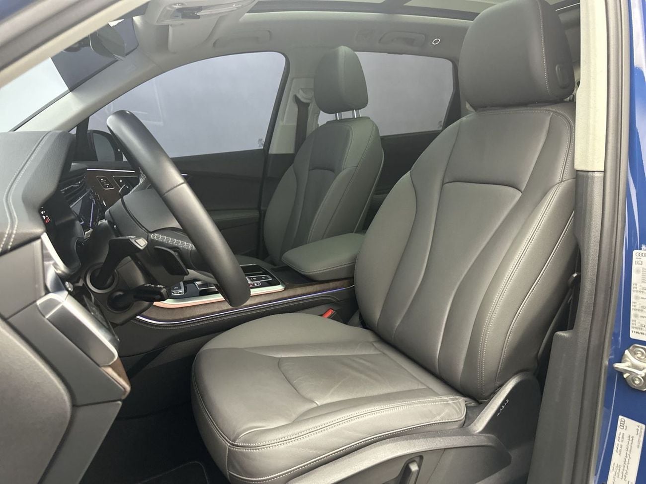 أودي Q7 55 TFSI quattro S-Line 3.0L 340hp (Ref# 21971)