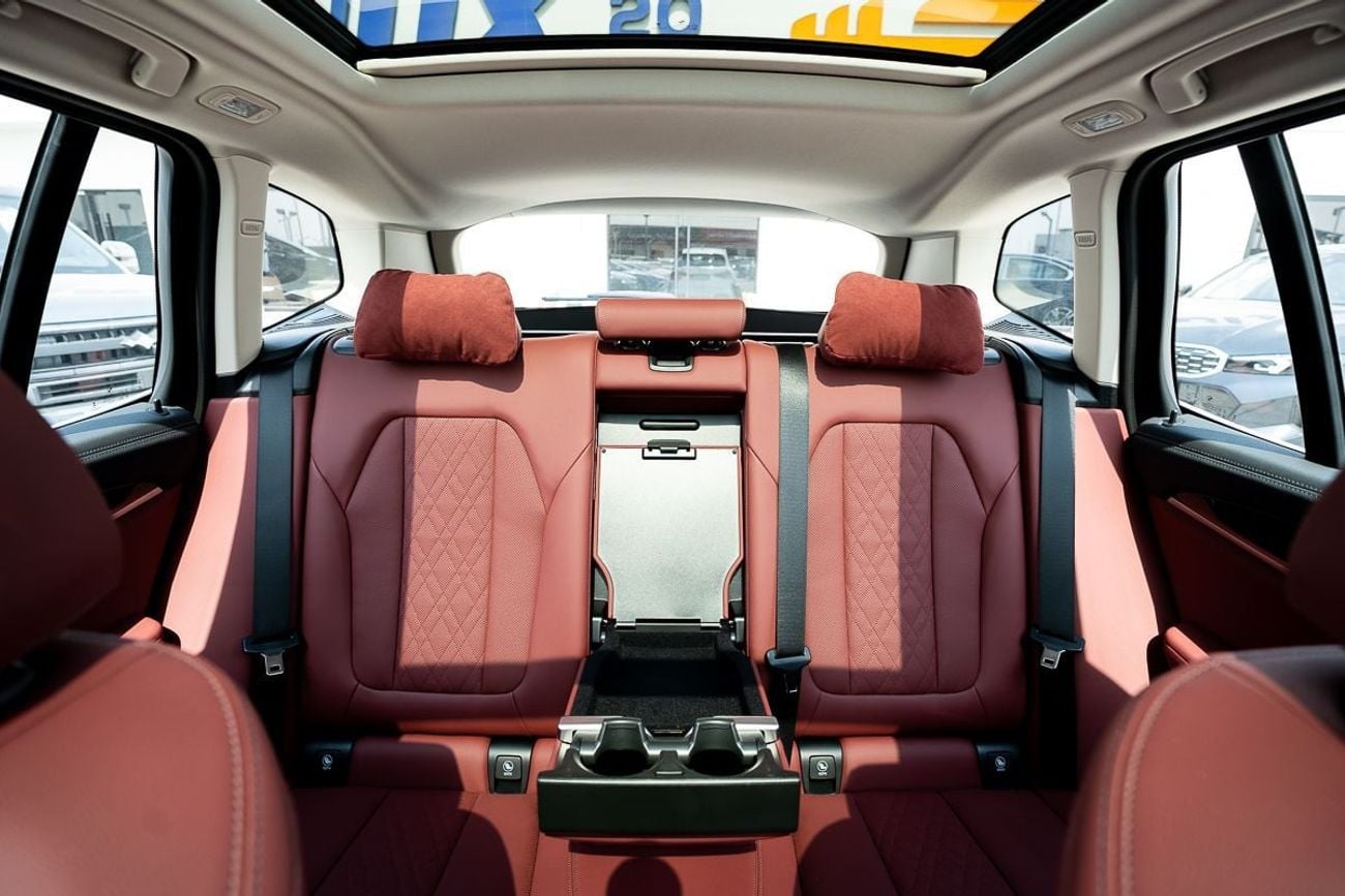 بي أم دبليو iX3 BMW iX3 Leading 2025 Black