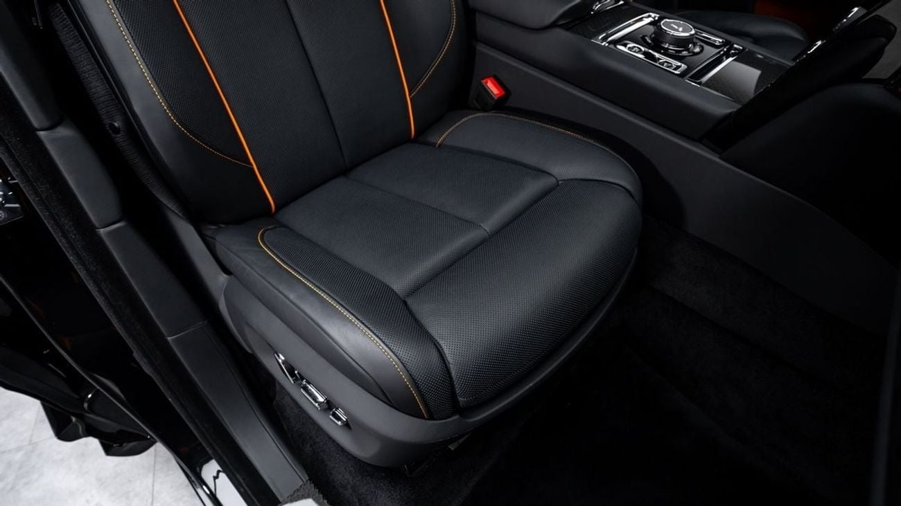 رولز رويس كولينان Black Badge - 2025 - GCC - Under Warranty and Service Contract