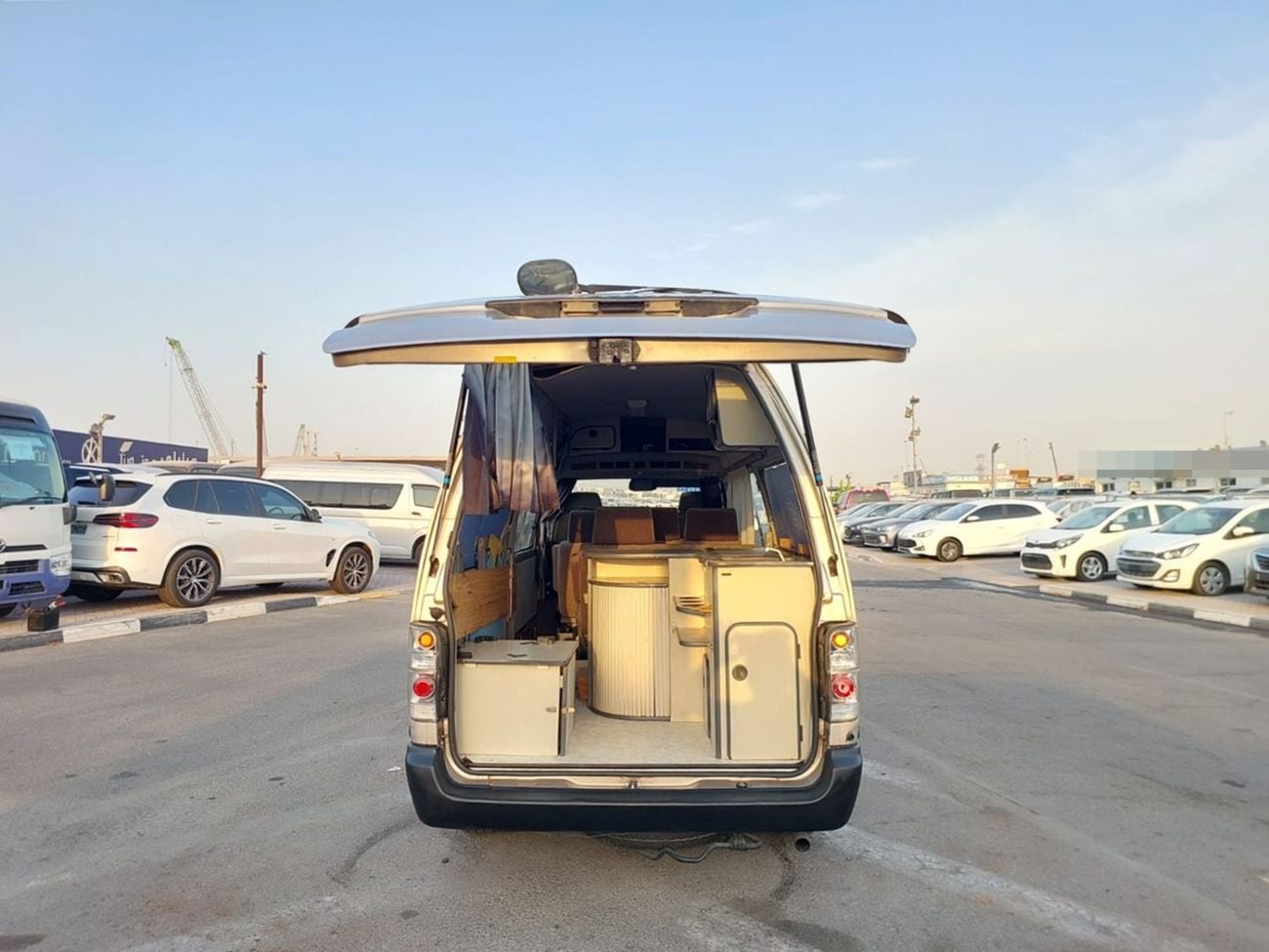 Toyota Hiace 1996 TOYOTA HIACE VAN RHD DIESEL AUTOMATIC(PM08789)