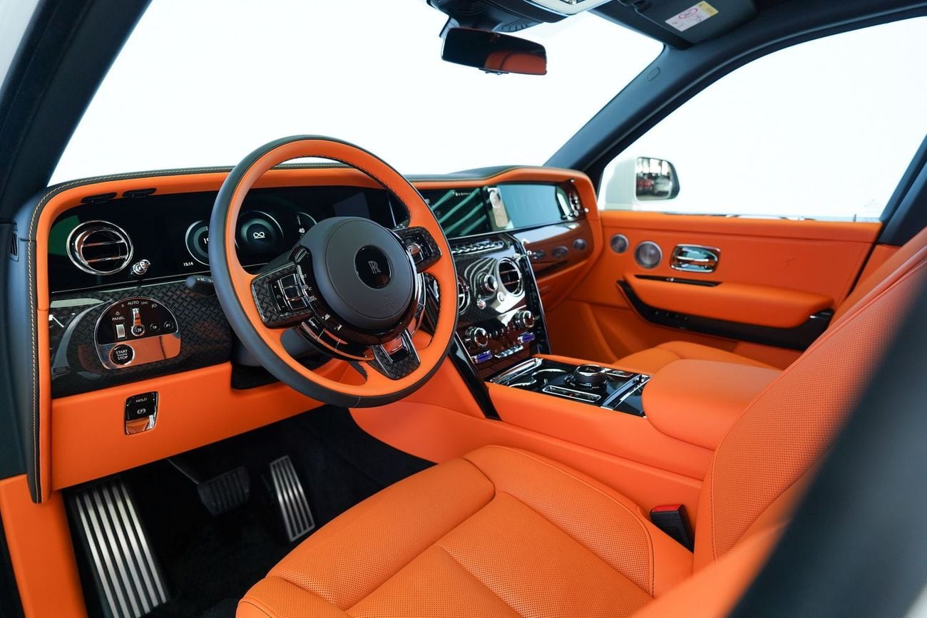 Rolls Royce Cullinan BLACK BADGE