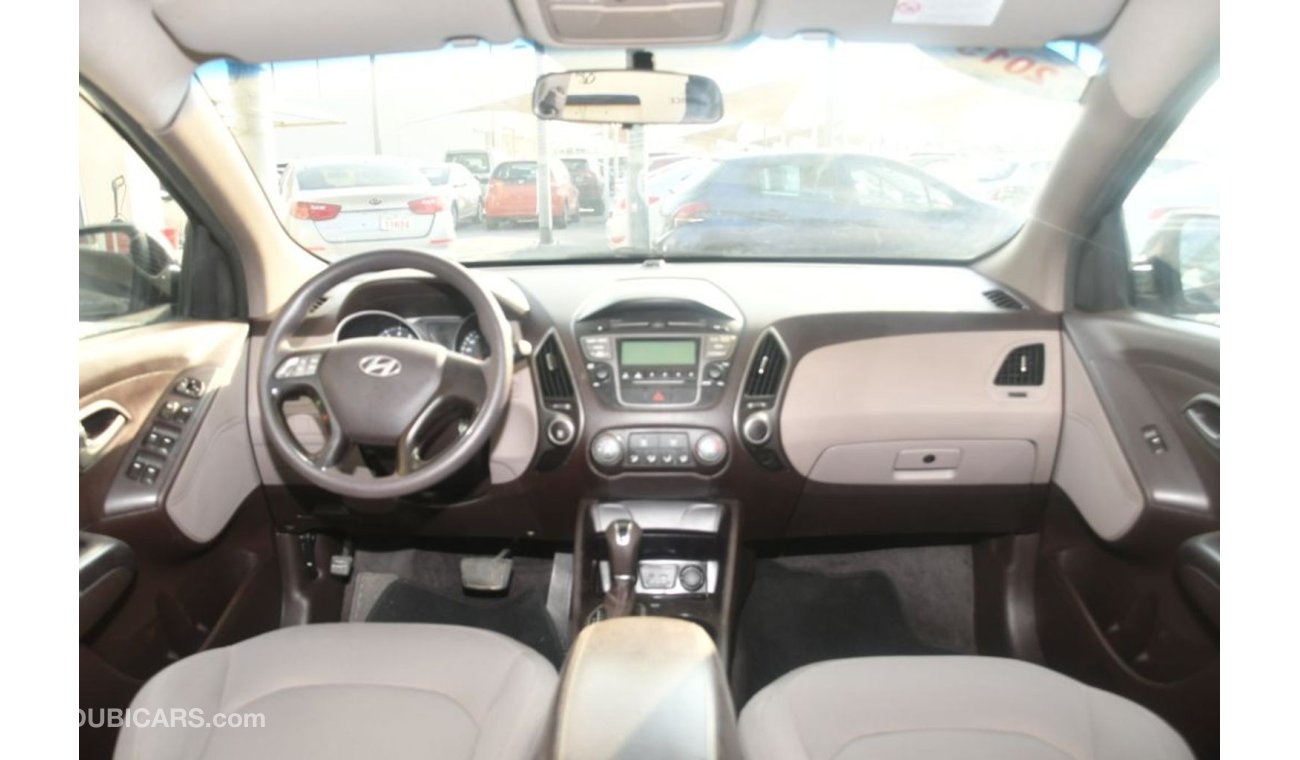 Hyundai Tucson 2015 Gcc without paint without accidents