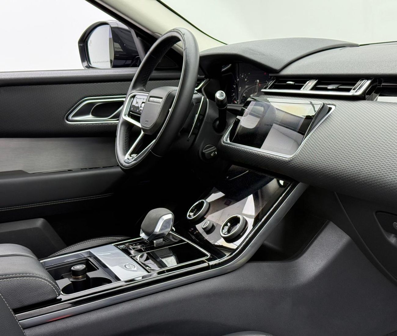 لاند روفر رينج روفر فيلار P250 S 2.0L Petrol 2021 Range Rover Velar P250 S, 2026 Range Rover Warranty, Full RR Service History