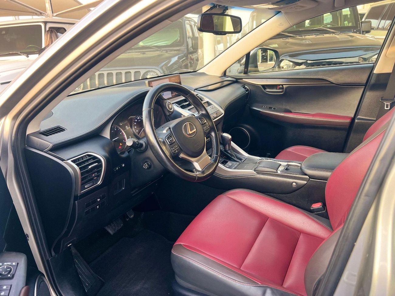 لكزس NX 300 Premier 2.0L