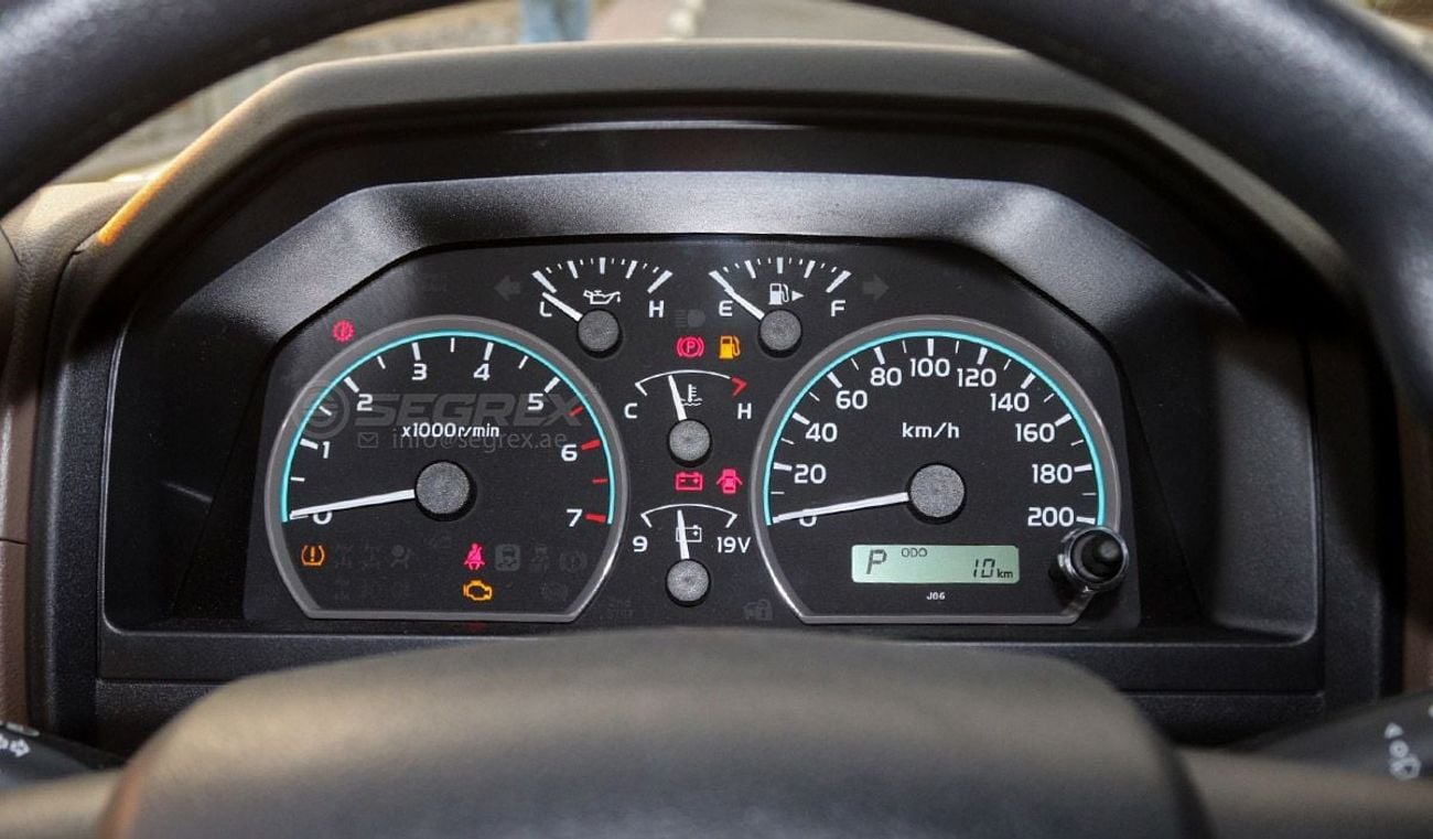 تويوتا لاند كروزر بيك آب 2025 Model Toyota Land Cruiser Pick Up, LC79 Double Cabin, 4.0L Petrol 4WD 6A/T