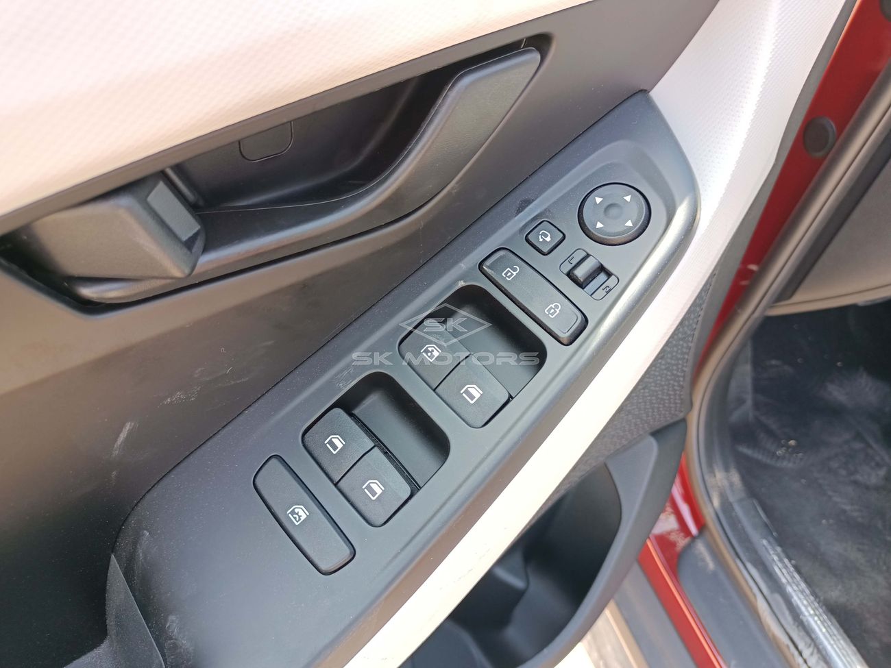 Hyundai Creta 1.5L, 16" Rims, LED Headlights, Fabric Seats, Front and Rear A/C, Parking Sensors (CODE # HC01)