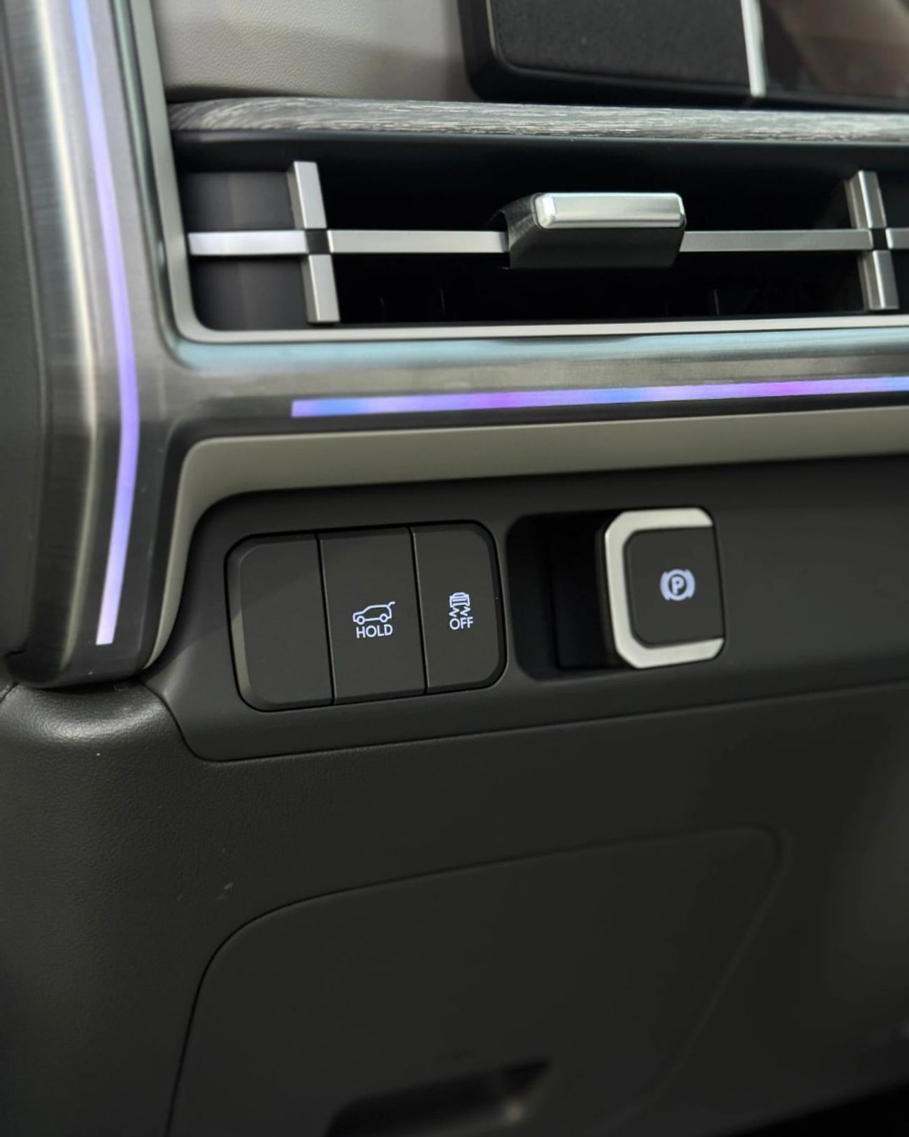 هيونداي سانتا في HYUNDAI SANTA FE 1.6T HEV Gold - 2026 MODEL - GRAY COLOR