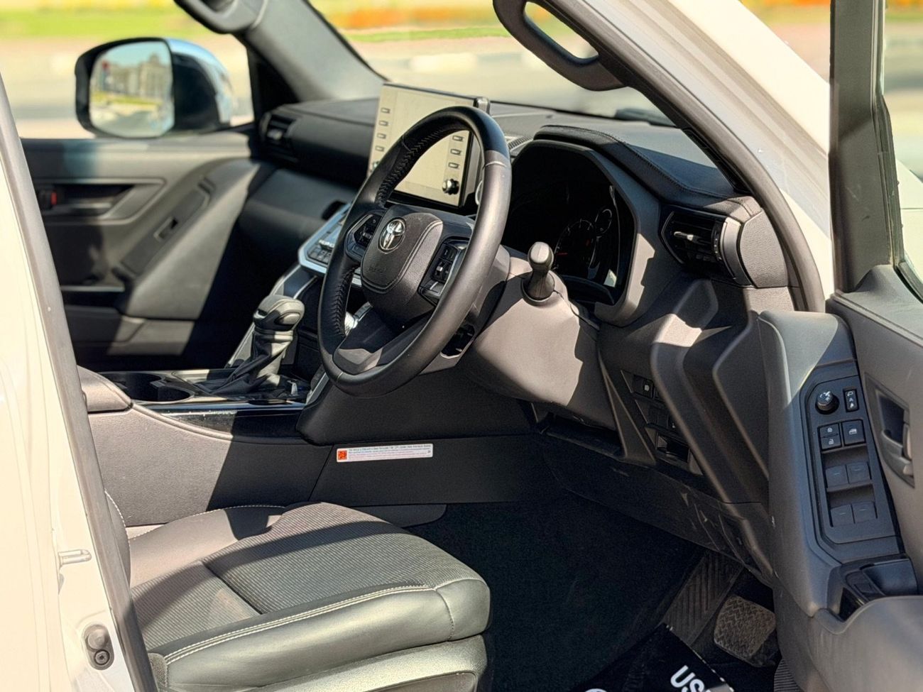 تويوتا لاند كروزر VXR export from Australia