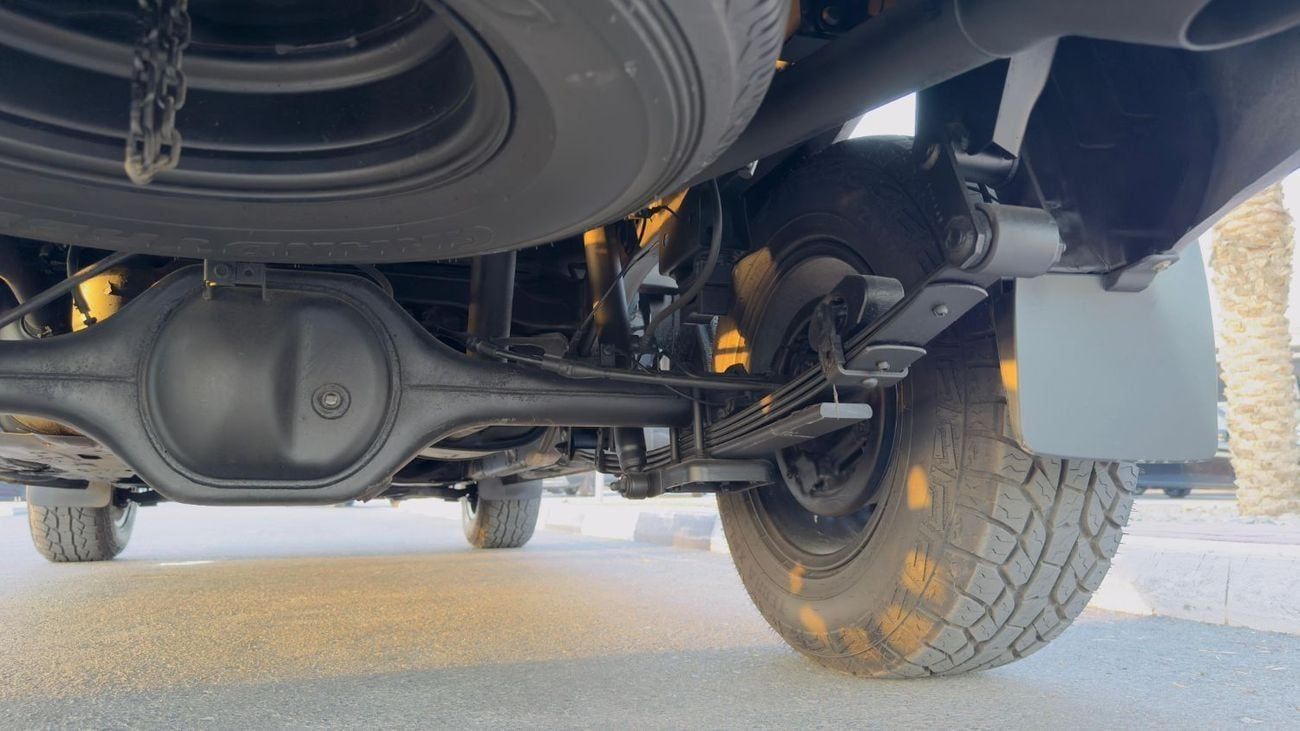 Nissan Navara Nissan Navara | Smart Cab | Automatic Diesel 2.3L | 4WD | RHD | Sports Bar