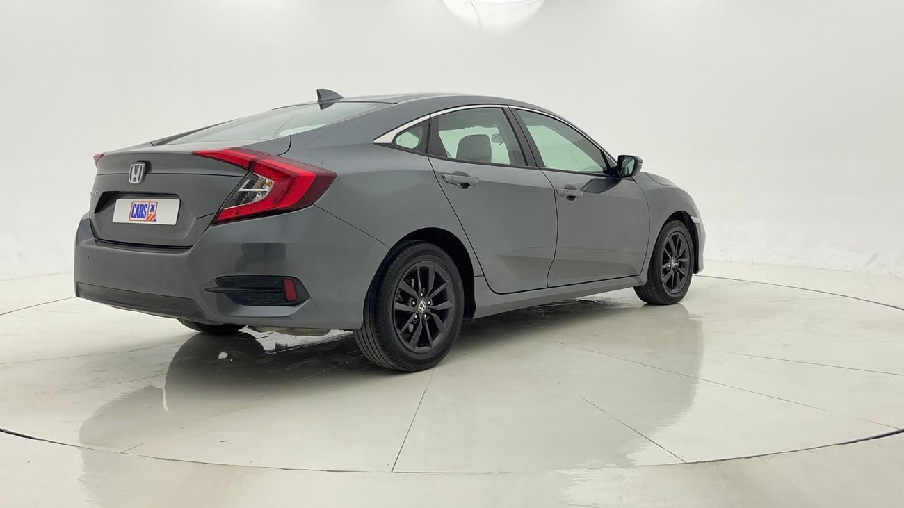 هوندا سيفيك LX 1.6 | بدون دفعة مقدمة | اختبار قيادة مجاني للمنزل