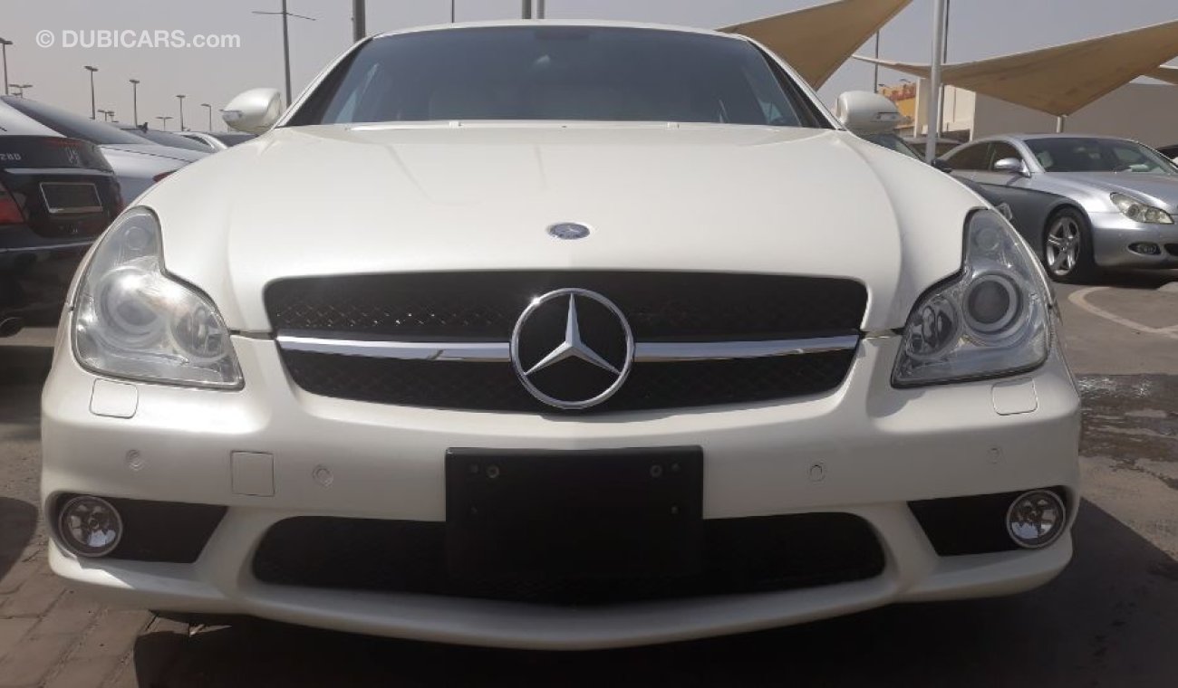 Mercedes-Benz CLS 55 AMG 2007 Full options clean car from Japan