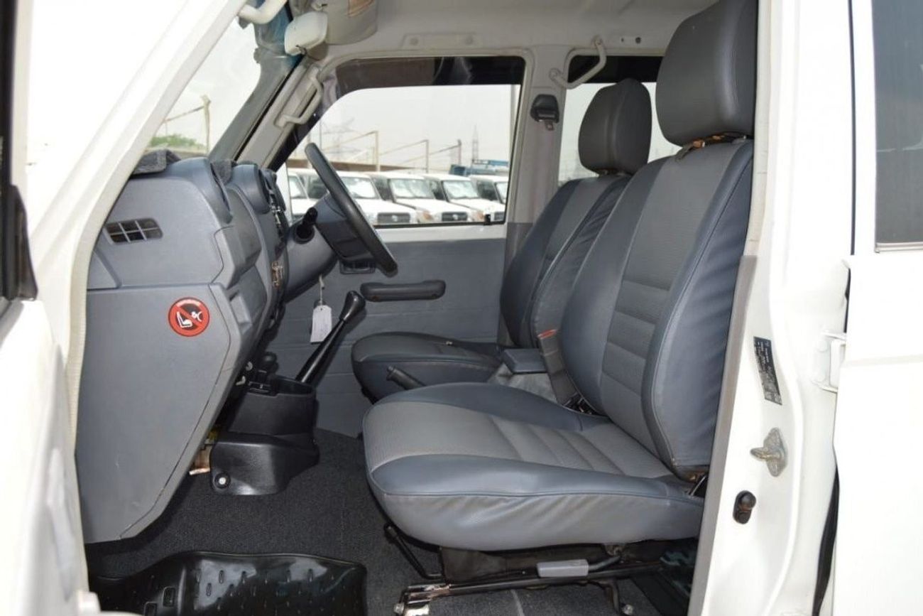 Toyota Land Cruiser 70 Clean Car