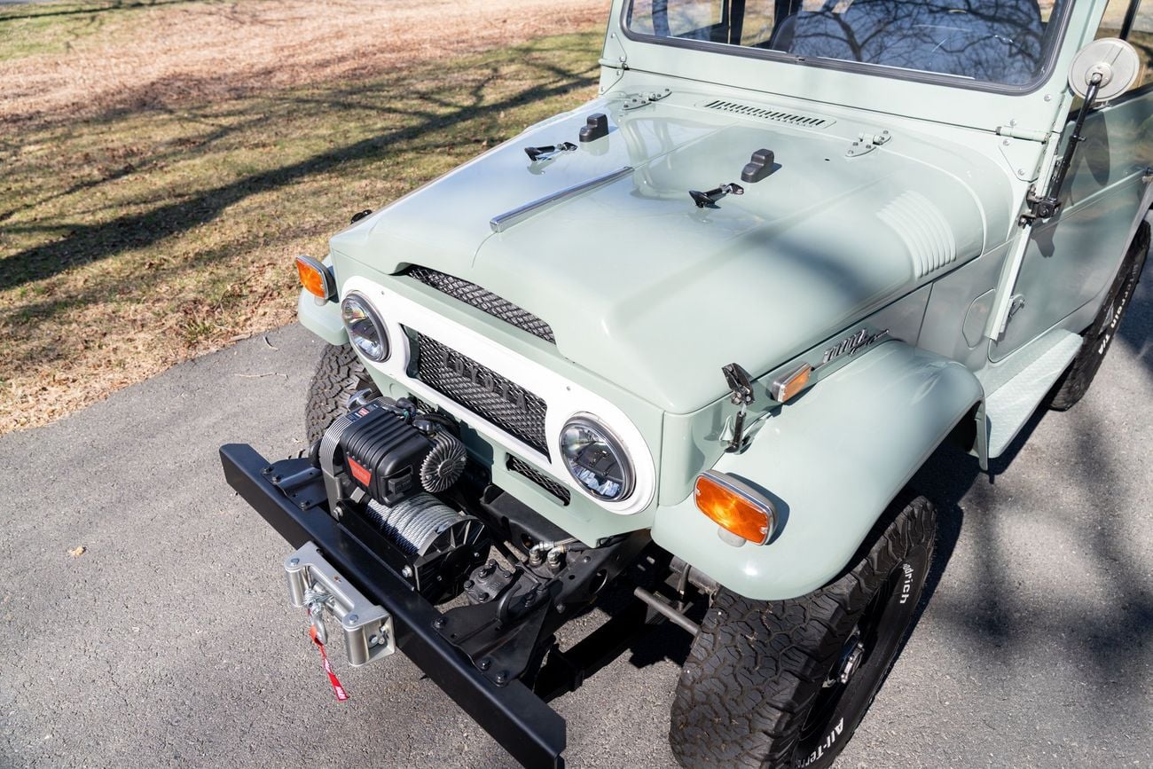Toyota FJ Cruiser LS3 Swap, 5 Speed Manual, Restomod