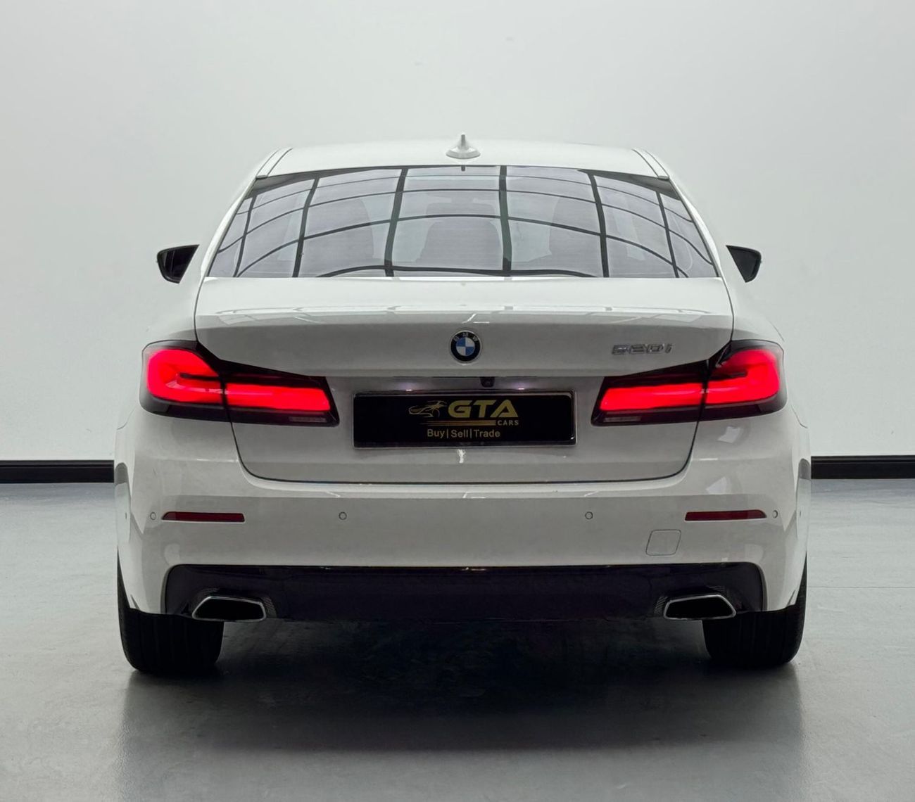 بي أم دبليو 520i Std 2.0L 2021 BMW 520i, BMW Service History, BMW Warranty & Service Contract, Excellent Condition, G