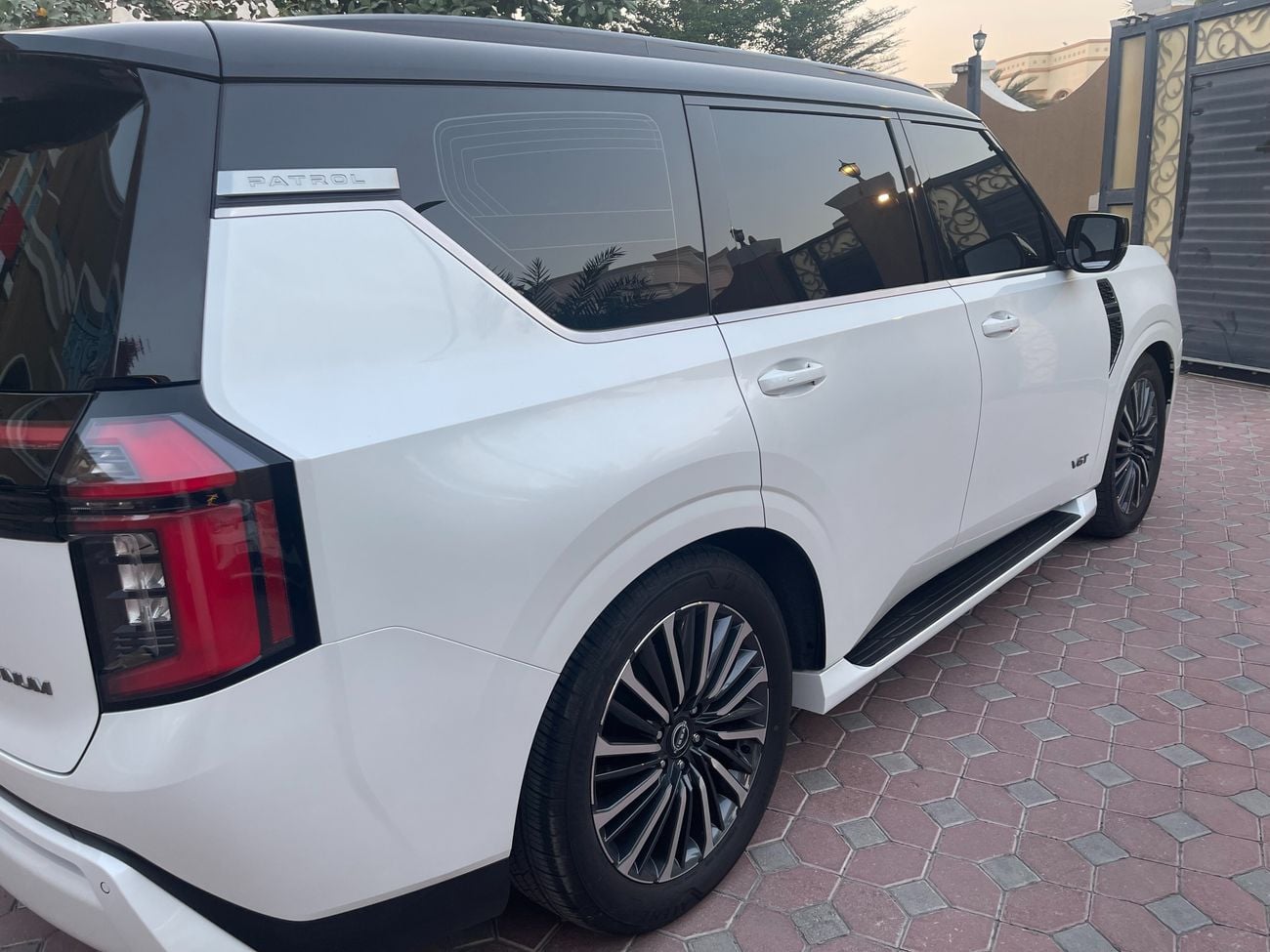 Nissan Patrol LE Platinum City 3.5L Twin Turbo