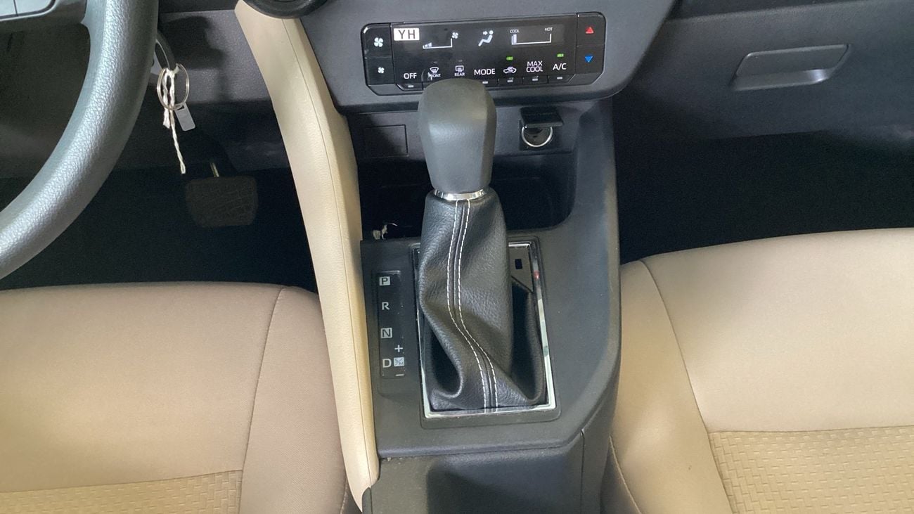 تويوتا يارس 1.5 VVT-I E CVT | شامل الضمان | 0 ﺪﻔﻋﺓ ﺃﻮﻟﻯ