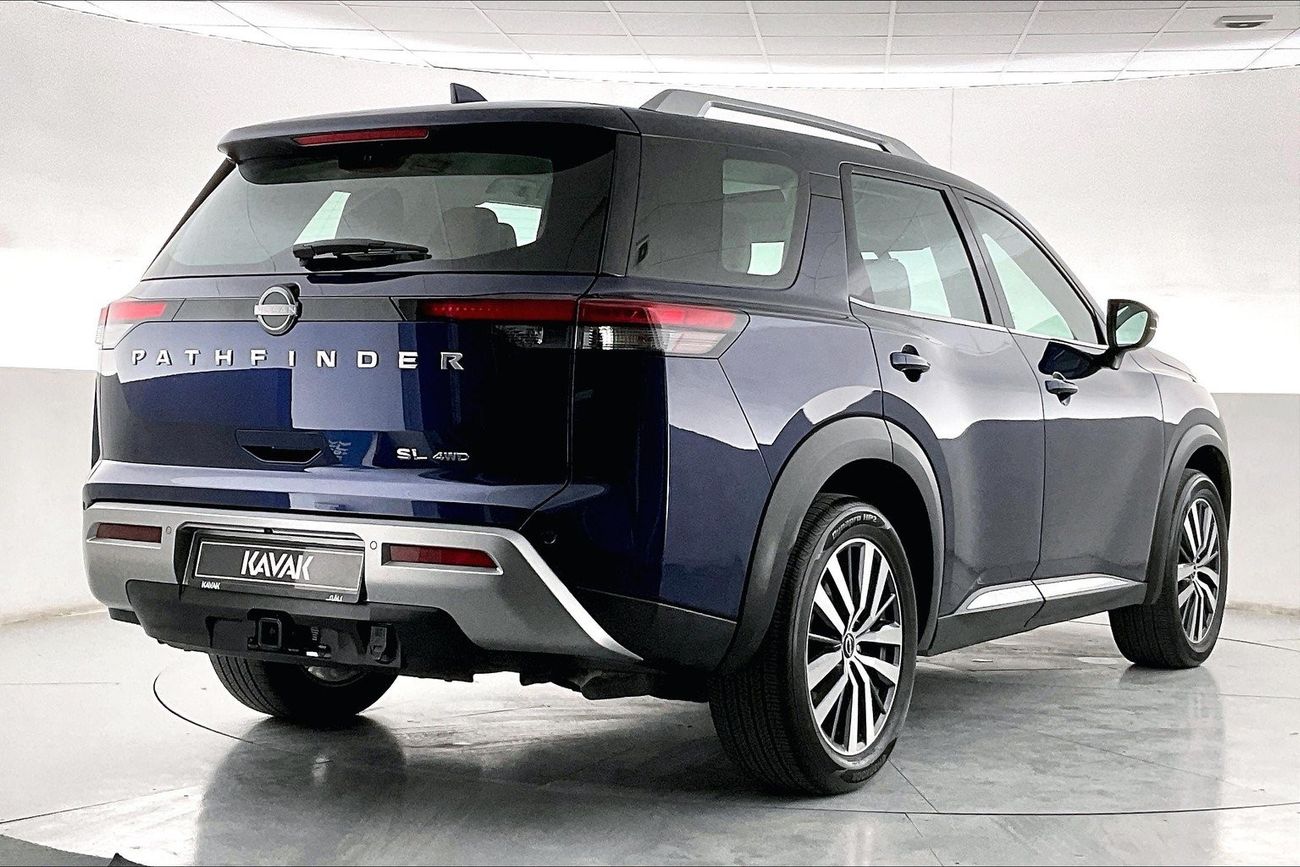 نيسان باثفايندر SL | عرض العيد الحصري | خالية من أضرار الفيضانات