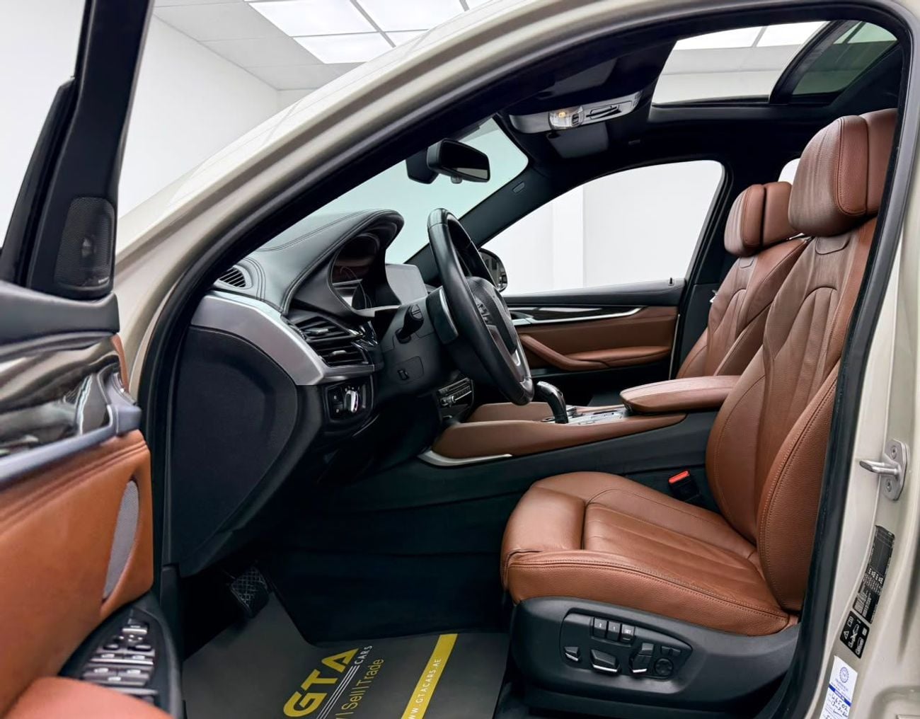 BMW X6 35i EXCLUSIVE 2016 BMW X6 xDrive35i Exclusive, Service History, Fully Loaded, Excellent Condition, G