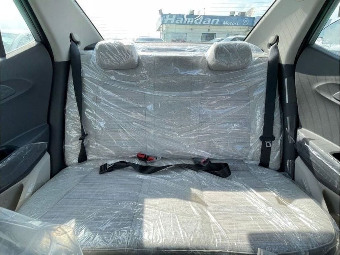 Hyundai Grand i10 Hyundai Grand  i10 SEDAN /hatch back 1.2P AT MY2023