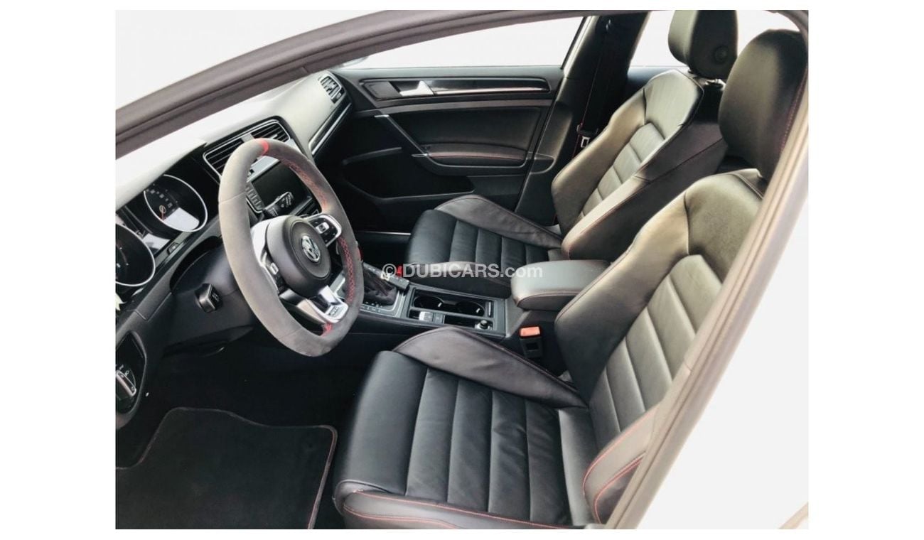 Volkswagen Golf Volex wagan GTI CLUB SPORT MODEL 2016 GCC CAR PERFECT CONDITION INSIDE AND OUTSIDE FULL OPTION PANOR