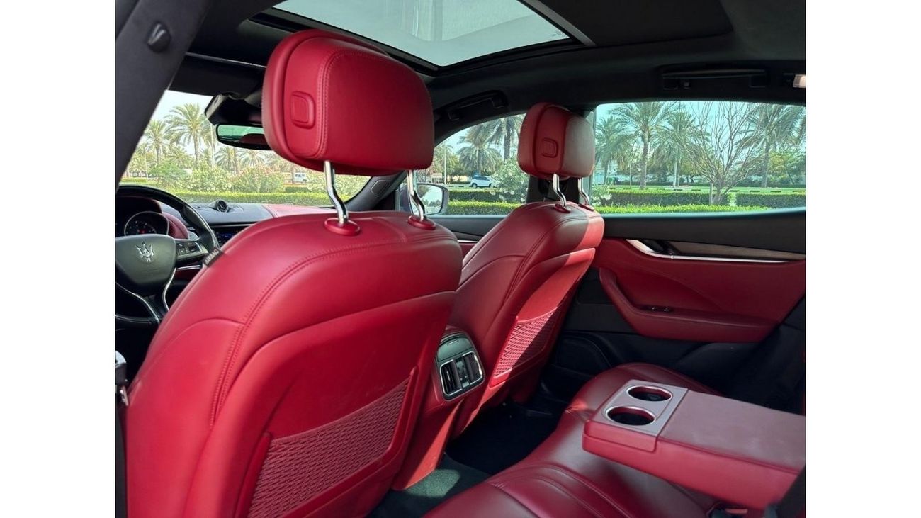 Maserati Levante Std