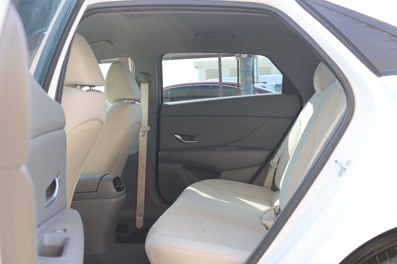 هيونداي إلانترا هيونداى إلنترا -2023- خليجى- بدون حوادث - محرك 1.6L-بحاله ممتازه