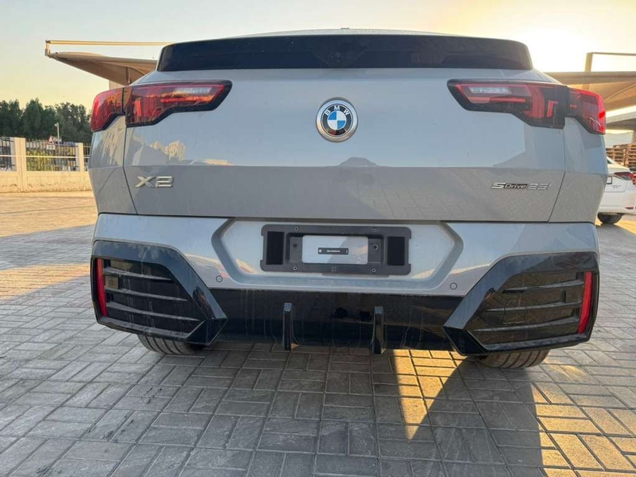 بي أم دبليو X2 sDrive25i M Sport Package