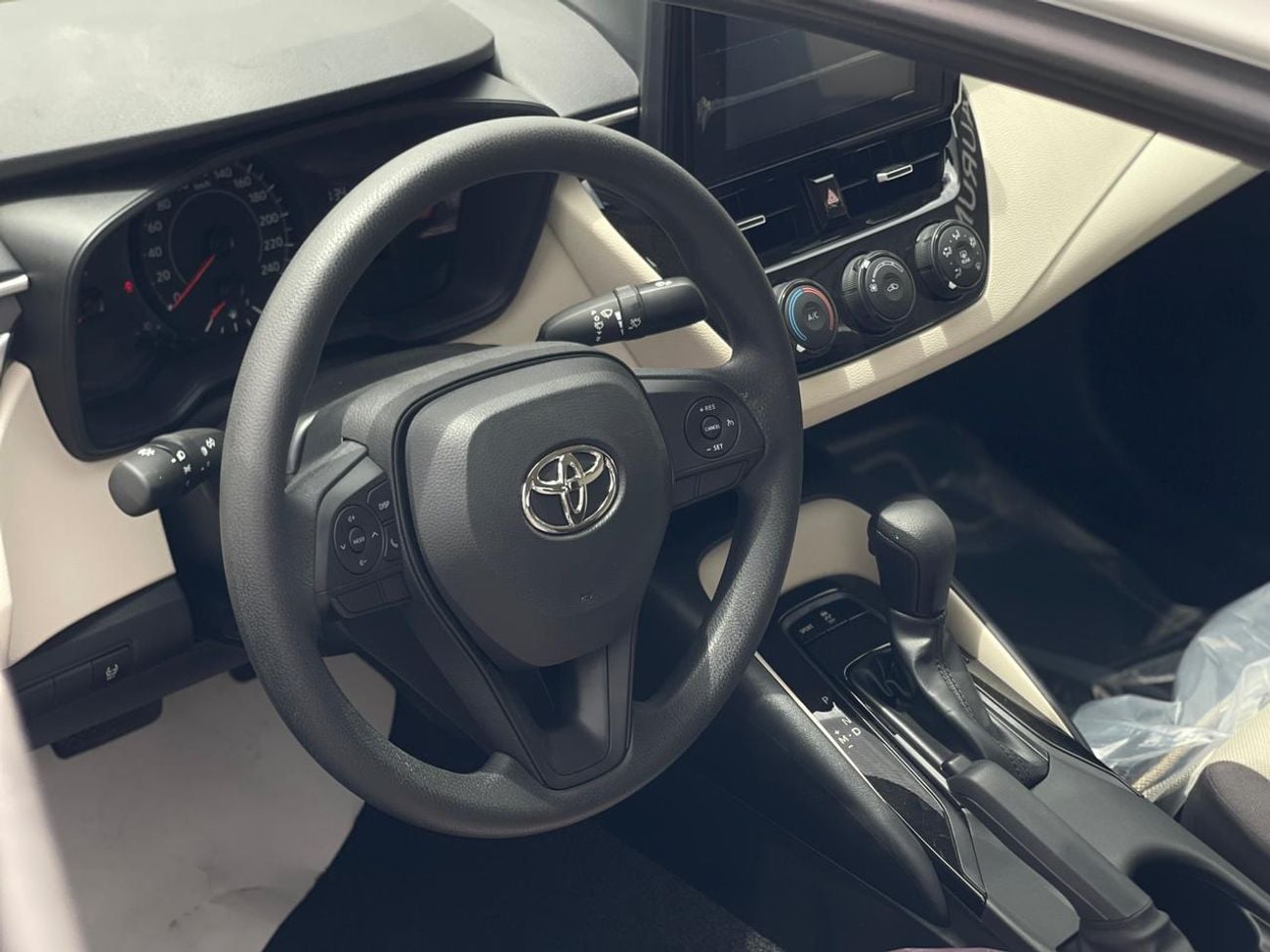 تويوتا كورولا XLI 2.0L STD FWD