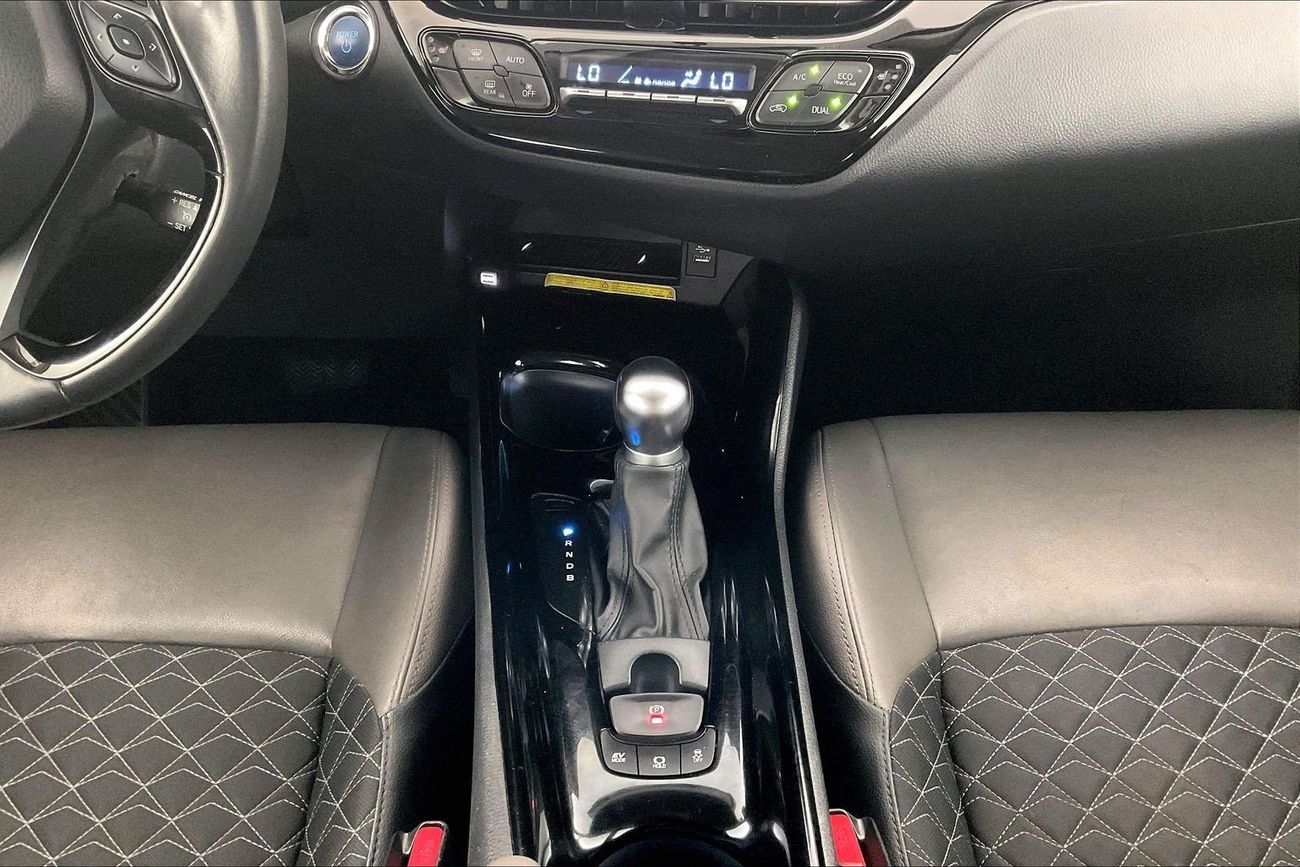 تويوتا CHR VX | شامل الضمان | 0 ﺪﻔﻋﺓ ﺃﻮﻟﻯ