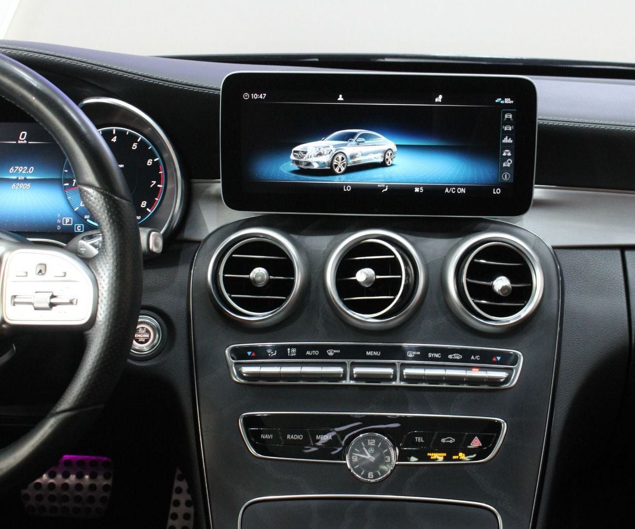 Mercedes-Benz C 200 C200 // GCC