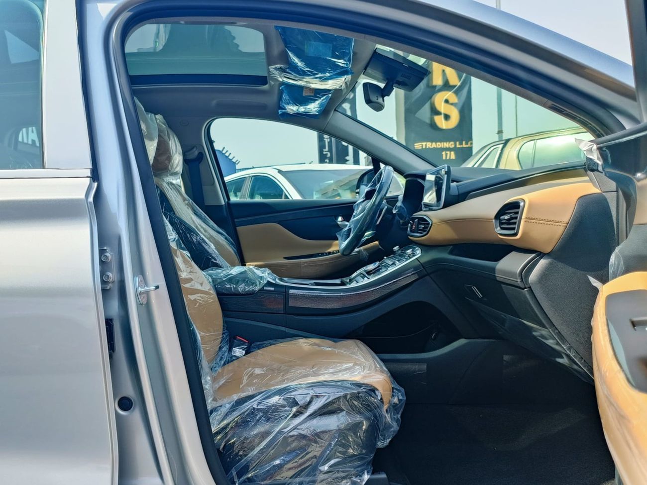 Hyundai Santa Fe LUXURY, 2.5L PETROL, DRIVER POWER SEAT, PANORAMIC ROOF, 7 STR (CODE # HSA25AF)