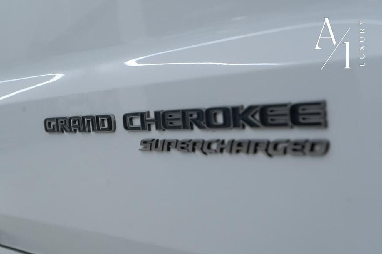 Jeep Grand Cherokee 2018 Jeep Cherokee TrackHawk Edition, Fully Loaded, Excellent Condition, GCC Spec