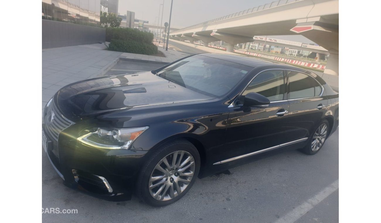 لكزس LS 460 IMMACULATE CONDITION GCC spec