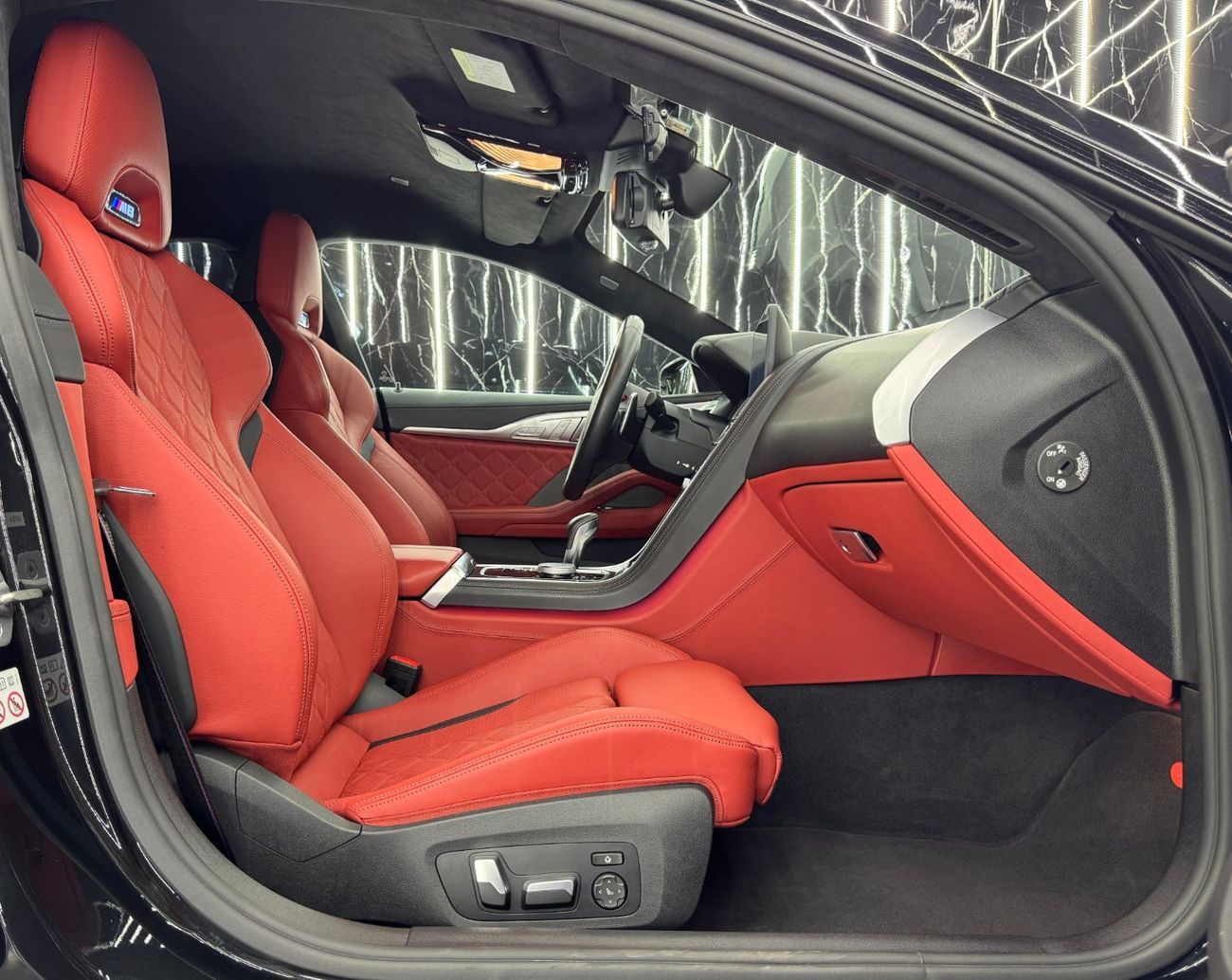 BMW M8 Competition 4.4L (625 HP) 2023 BMW M8 Gran Coupe, Carbon Core Package, Very Low Kms, 625HP