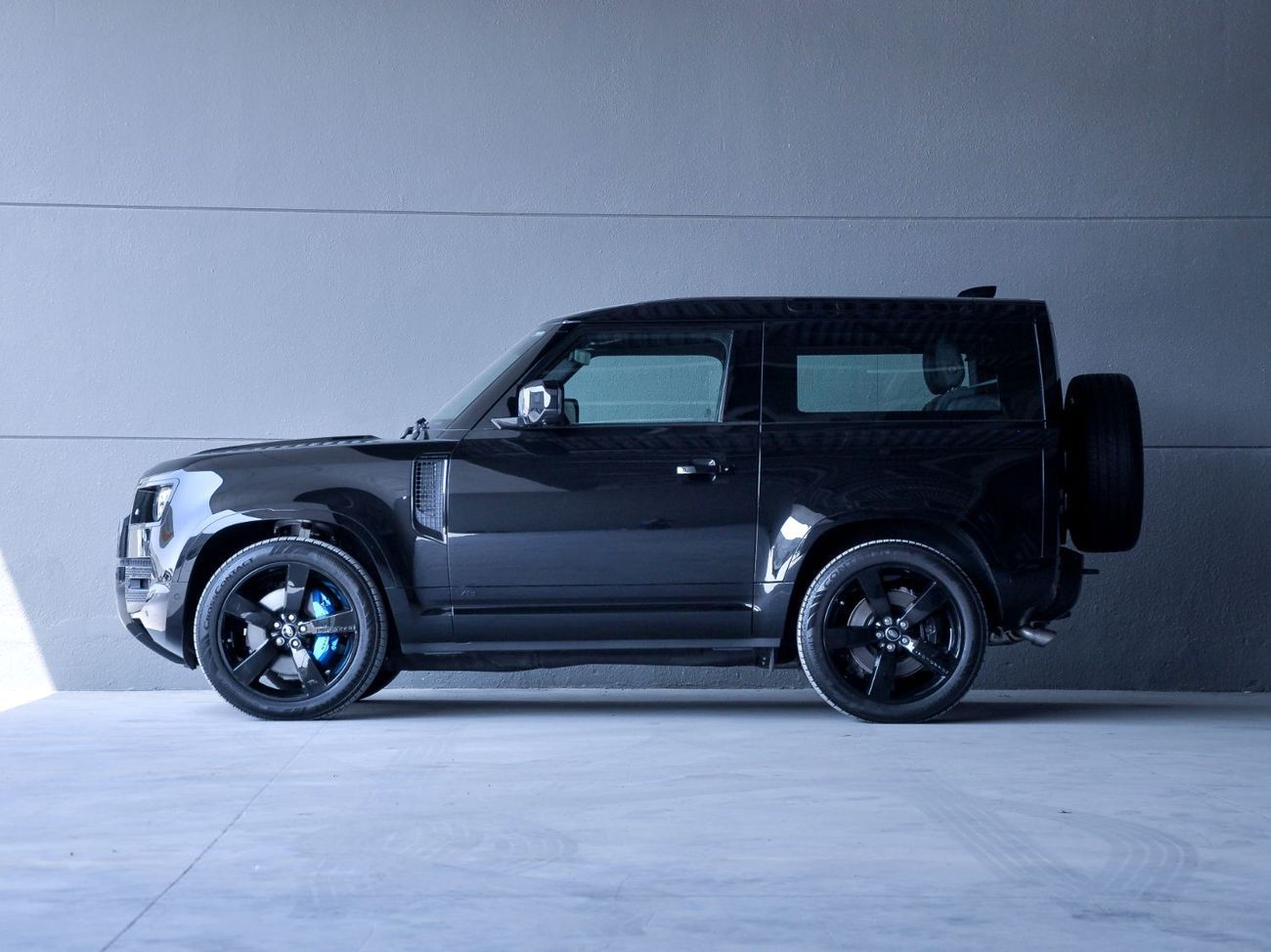 لاند روفر ديفندر