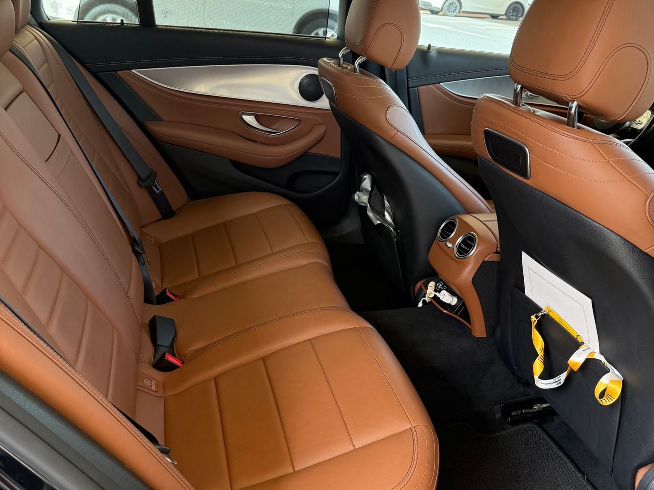 مرسيدس بنز E300