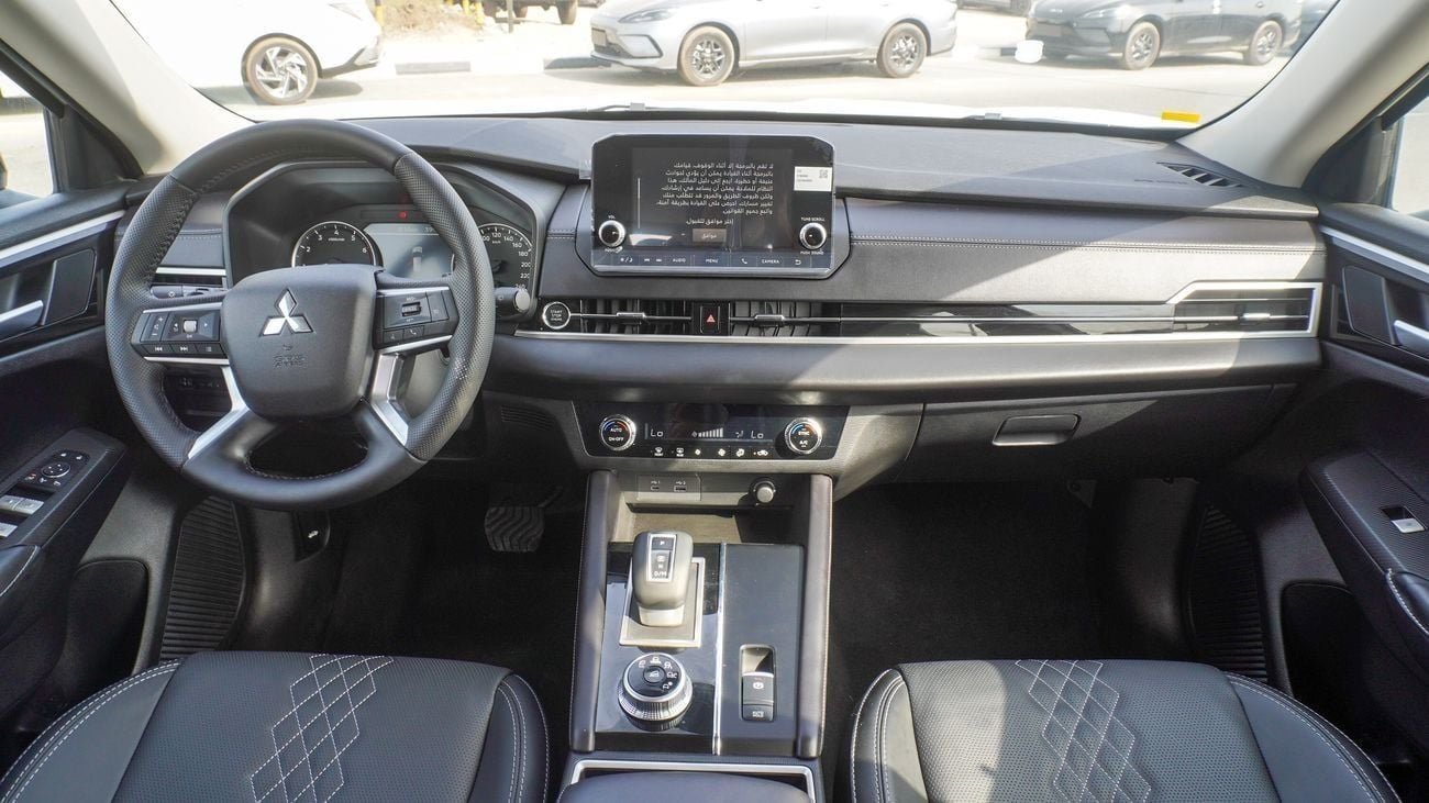 Mitsubishi Outlander Brand New Mitsubishi Outlander MidLine 2025 Export 2.5L Petrol A/T|White/Black|OUTLANDER-ML-25-PE|