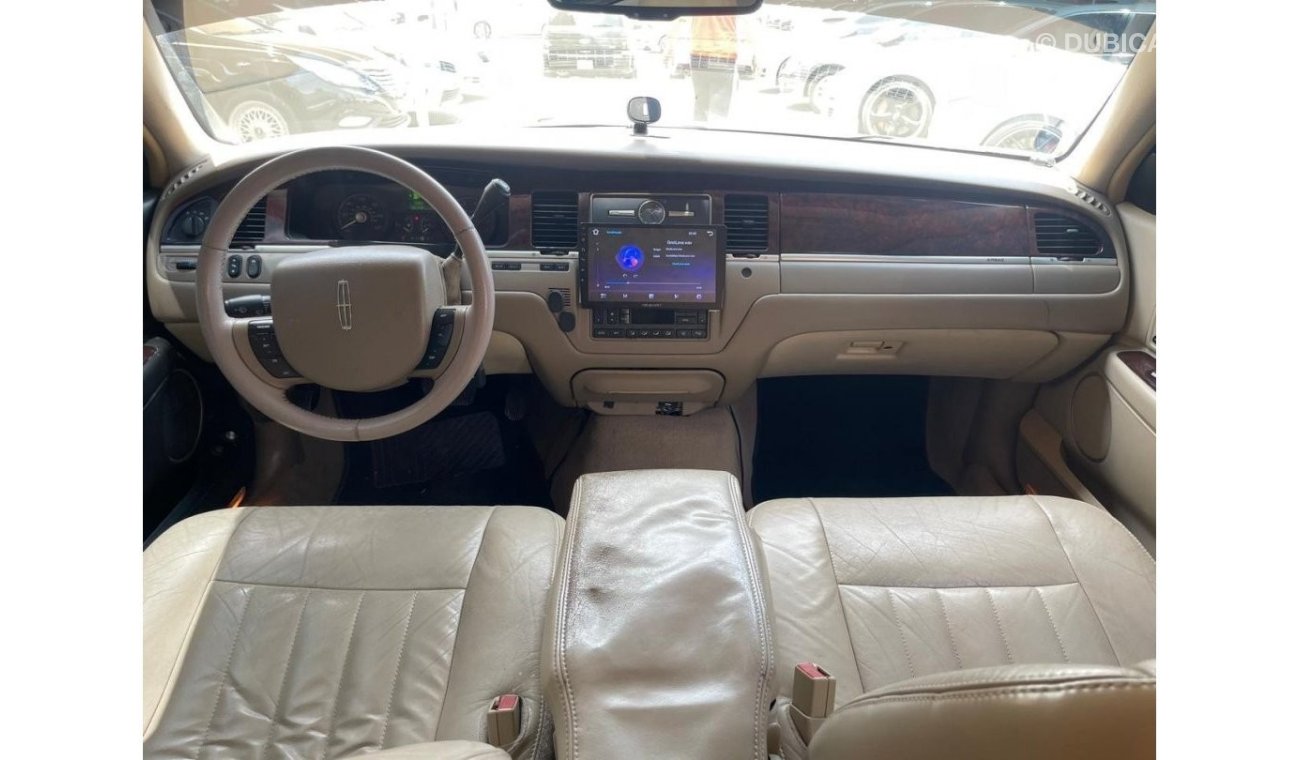 Lincoln Town Car Model 2007, imported from America, 8 cylinder, mileage 262000