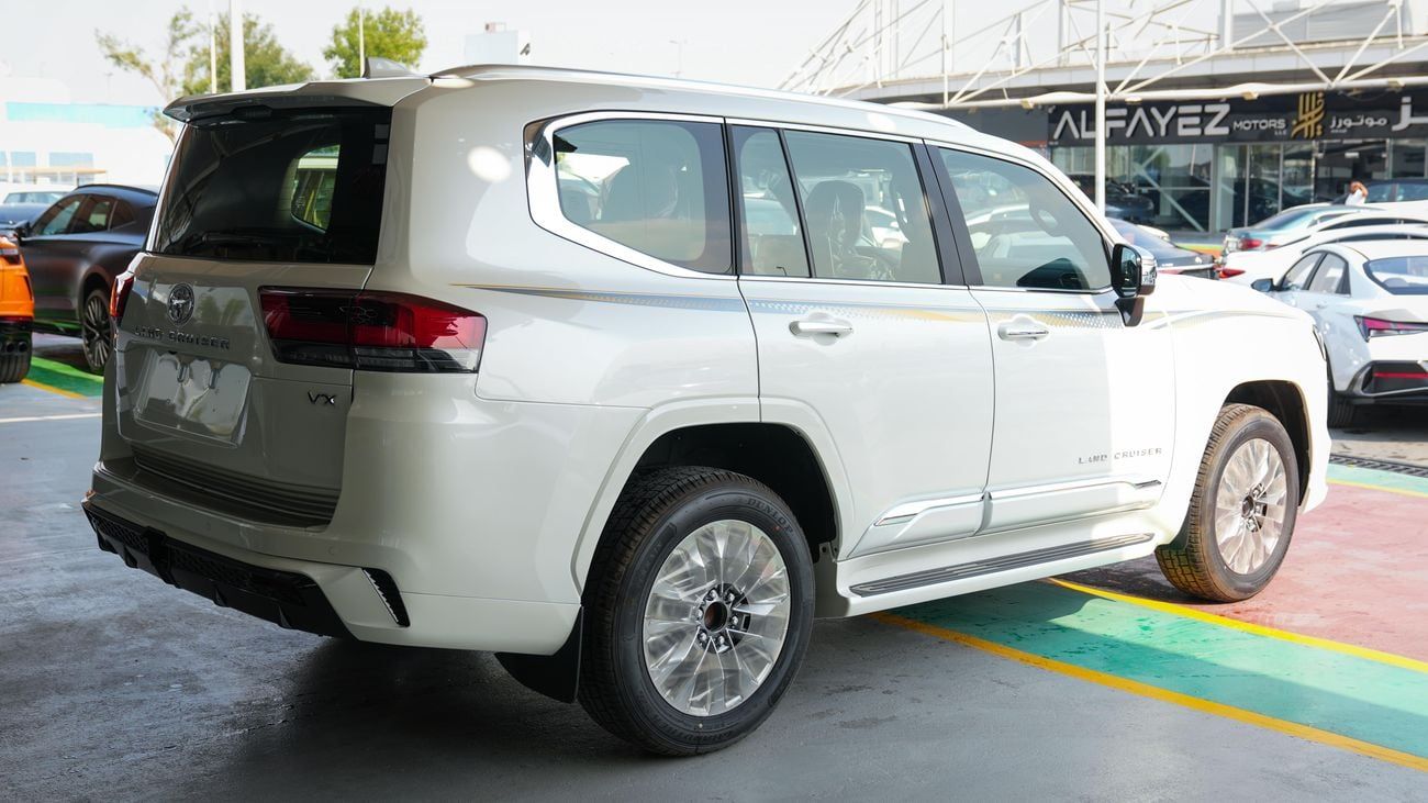 تويوتا لاند كروزر LX