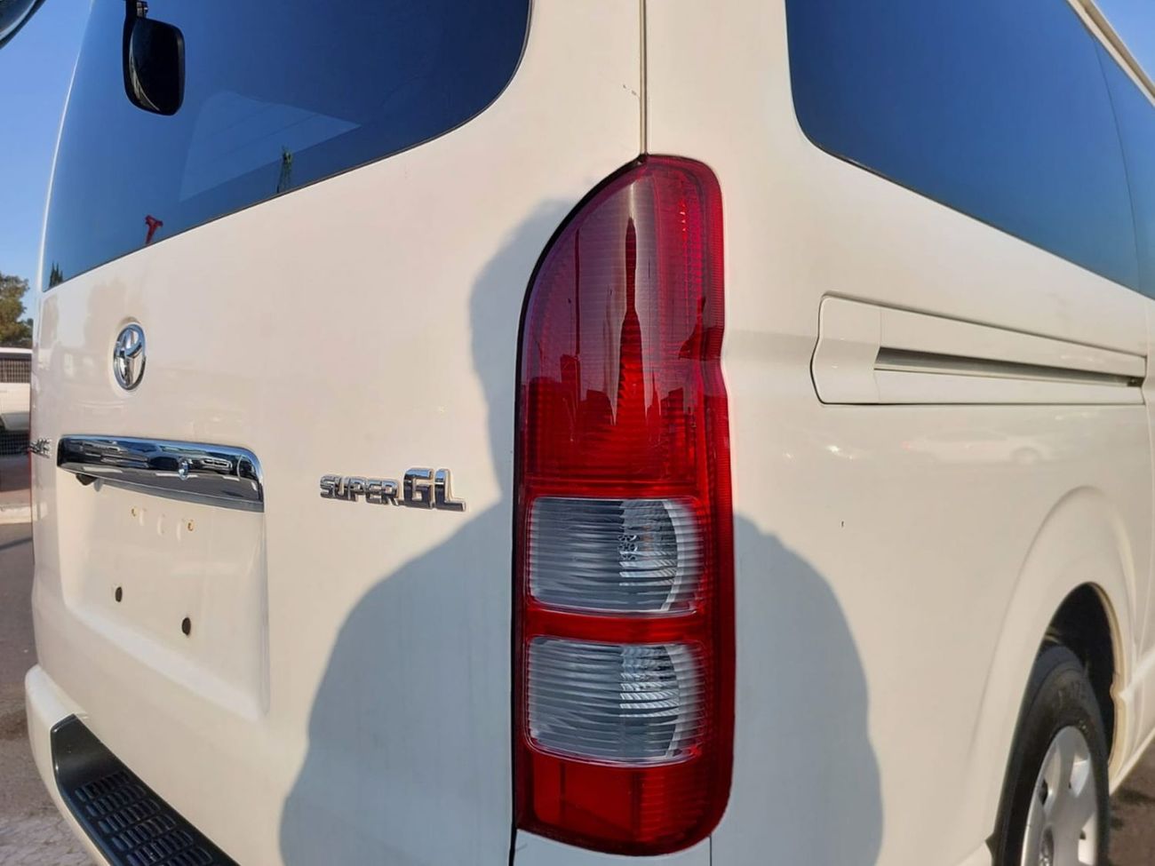 Toyota Hiace (RAMADAN OFFER) TOYOTA HIACE VAN RHD 2009 MODEL 2.0 L PETROL AUTOMATIC(PM10101)