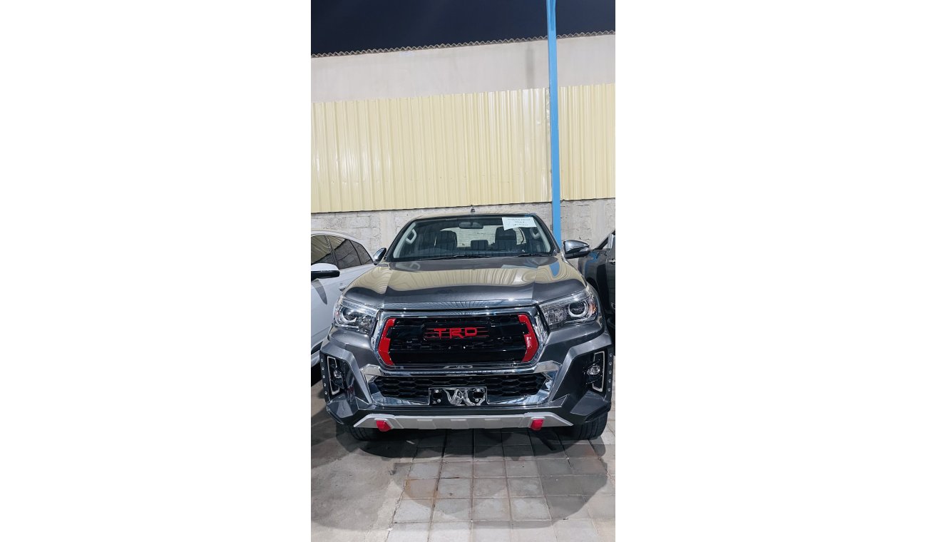 Toyota Hilux 4*4 RIGHT HAND